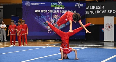 Yaz Dönemi Spor Okulları Kurtdereli Spor Salonu'nda Açıldı