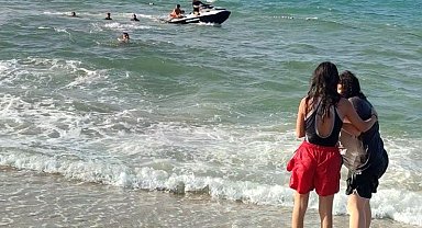 Arnavutköy'de boğulma tehlikesi geçiren çocuk jetski ile kurtarıldı