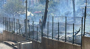 Başakşehir'de sanayi sitesi yanındaki alan yangını söndürüldü