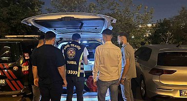 Başakşehir'de uzun namlulu silahla havaya ateş açan düğün magandaları kamerada