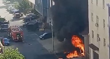 Beylikdüzü'nde korku dolu anlar: Trafo bomba gibi patladı
