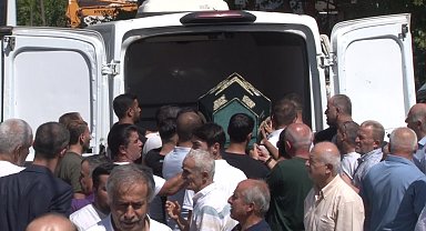 Bolu Dağı'nda trafik kazasında hayatını kaybeden 3 kişi defnedildi