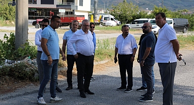 Edremit'te Asfaltlama Çalışmaları Tüm Hızıyla Sürüyor