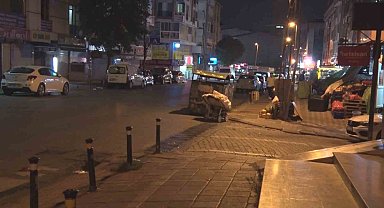 Esenyurt'ta bıçaklı saldırgan dehşet saçtı: 1'i polis 2 kişi yaralandı