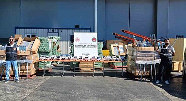 Gümrük muhafaza ekiplerinden Ambarlı Limanı'nda 'kaçak optik malzeme' operasyonu
