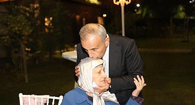 Küçükçekmece Belediye Başkanı Kemal Çebi'nin annesi hayatını kaybetti