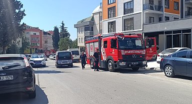 Pendik'te kuyuya düşen inşaat işçisinin kurtarılma anı kamerada