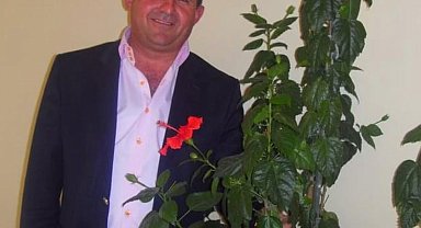 Sarıyer'de ruhsat kavgasında polisin silah doğrulttuğu şahsa halası siper oldu: O anlar kamerada