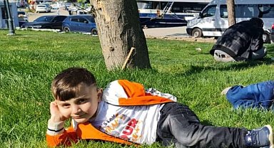 Sultangazi'de feci kaza: Otomobilin altında kalan çocuk hayatını kaybetti