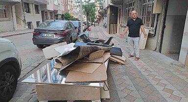 Sultangazi'de gurbetçiye kiracı şoku: Daireyi çöp eve çevirip 100 bin lira zarar verip kaçtılar