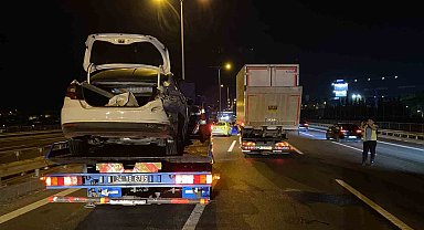 TEM Otoyolu'nda 3 araçlı zincirleme trafik kazası: 3 yaralı