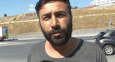 Yola atlayan araca motosiklet çarptı: Motosikletli metrelerce öteye savruldu, o anlar kamerada