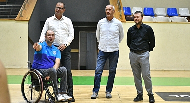 Balıkesir Büyükşehir Belediyespor, Tekerlekli Basketbol Takımı ile Bir Araya Geldi