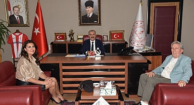 Balıkesir İl Milli Eğitim Müdürü Murat Demir'e Ziyaretçi Akını Sürüyor