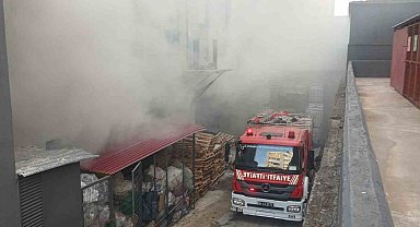 Beylikdüzü'nde kimya fabrikasında korkutan yangın
