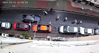 Küçükçekmece'de yabancı uyruklu şahısları kavgasına ortalık karıştı