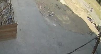 Pendik'te 'kız meselesi'nde silahlar konuştu: 3 yaralı