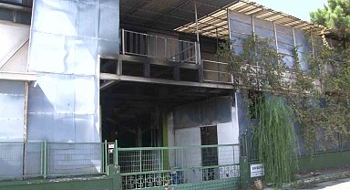 Tuzla'da boya fabrikasında yangın: 1 işçi yaralandı