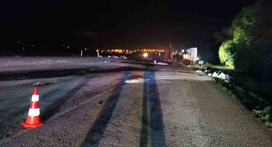 Ankara'da seyir halindeki tırın dorsesi ayrıldı