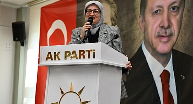 Belgin Uygur: 