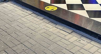 Güngören'de silahlı saldırı: 3 kişi yaralandı, olay güvenlik kamerasına yansıdı