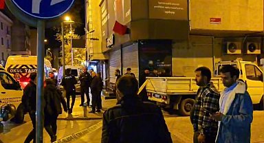 Halı sahadan dönerken serseri kurşunun hedefi oldu