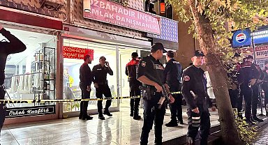 Maltepe'de liseli genç, şakalaştığı arkadaşını silahla öldürdü