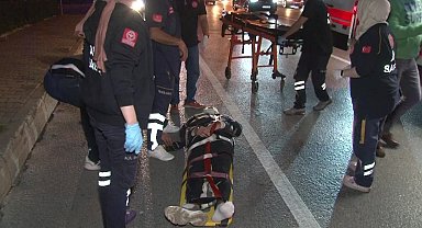 Maltepe'de otomobil motosiklete çarptı: 1 yaralı