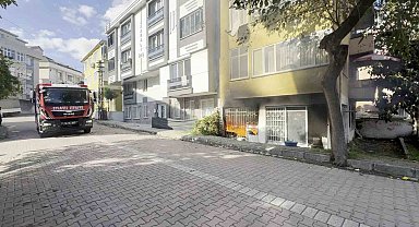 Avcılar'da devrilen elektrikli soba, yangına sebep oldu