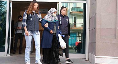 Çöpten yemek toplama numarasıyla dilencilik yapan kadın yakalandı