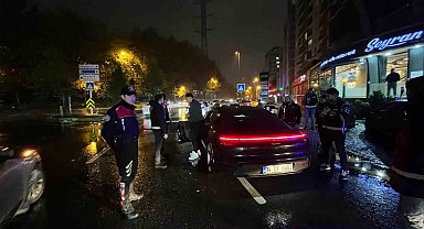 Esenyurt'ta polis ekiplerince genel asayiş uygulaması yapıldı