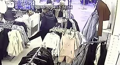 Fenerbahçeli taraftar grubu üyelerinin, bir kişiyi darp ettiği görüntüler ortaya çıktı