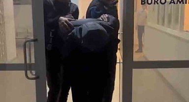 Galatasaray sevdası yaktı...22 yıl hapis cezası bulunan şüpheli maç izlerken yakalandı