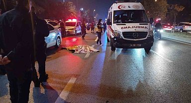 Kartal'da hızını alamayan otomobil yayaya çarptı: 1 ölü