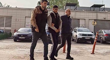 Otomobili düz kontak yapıp çalan hırsız tutuklandı