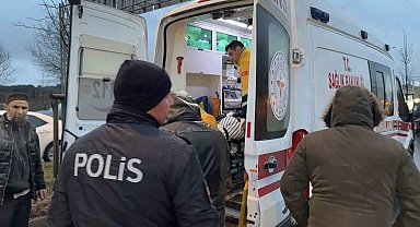 Sultangazi'de hafif ticari araç ile motosiklet çarpıştı: 1 yaralı