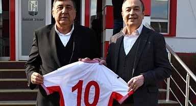 Balıkesir Ticaret Borsası’ndan Balıkesirspor’a Destek Ziyareti