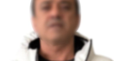 Araçlara kar topu atan çocuklara silah çekti: O anlar kamerada
