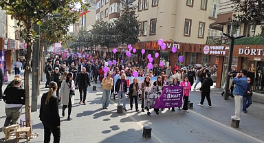 CHP Kadın Kolları'ndan 8 Mart Mesajı: