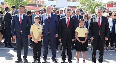 Edremit’te 23 Nisan Ulusal Egemenlik ve Çocuk Bayramı Coşkuyla Kutlandı