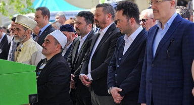 Hasan Avcı, Babasını Son Yolculuğuna Uğurladı