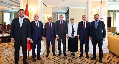 Balıkesir Heyetinden Bakan Osman Aşkın Bak’a Ziyaret: Gençlik Yatırımları Masaya Yatırıldı