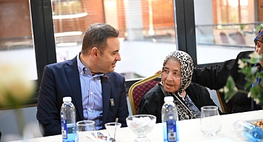 Başkan Ahmet Akın’dan Şehit Annelerine Anlamlı Ziyaret: “Bu Belediye’nin Kapıları Size Sonuna Kadar Açık”