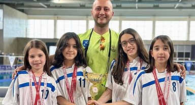 Büyükşehir’in Minik Kulaçlarından Madalya Yağmuru: