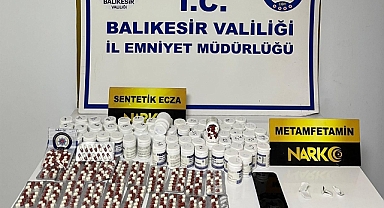 Ayvalık’ta Uyuşturucu Operasyonu: Binlerce Sentetik Hap Ele Geçirildi