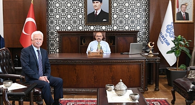 Gönenli Süt Ürünleri Firmasından Vali İsmail Ustaoğlu’na Ziyaret