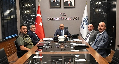Vali İsmail Ustaoğlu,