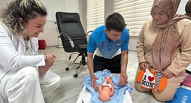 Balıkesir Üniversitesi'nden Anne Adaylarına Bilimsel Temelli