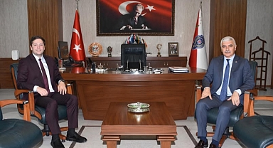 Sağlık Müdürü’nden Balıkesir İl Emniyet Müdürü Hasan Yiğit’e Nezaket Ziyareti