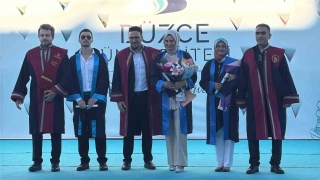 53 Yaşında Tarih Bölümünü Birincilikle Bitiren Kadının İlham Veren Hikayesi